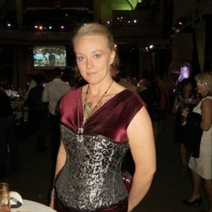 Meet your Posher, Gina